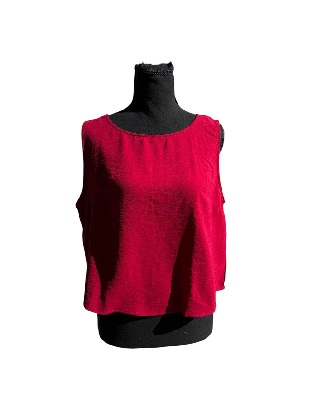 Classic Scoop Neck Tank Top in Berry Red